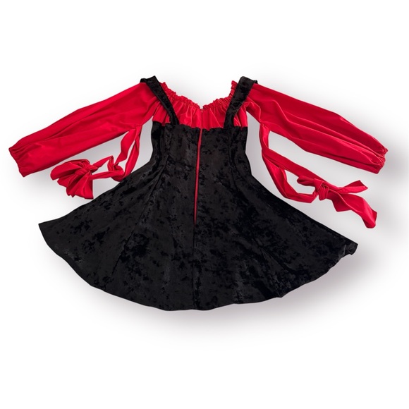 Leg Avenue Vixen Pirate Wench Dress & Hat Costume Set - Picture 3 of 9